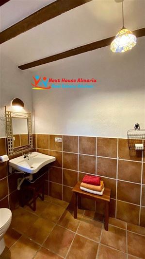 Image No.50-Maison de campagne de 8 chambres à vendre à Taberno