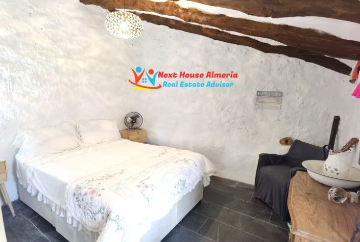 Image No.32-Maison de campagne de 3 chambres à vendre à Cullar