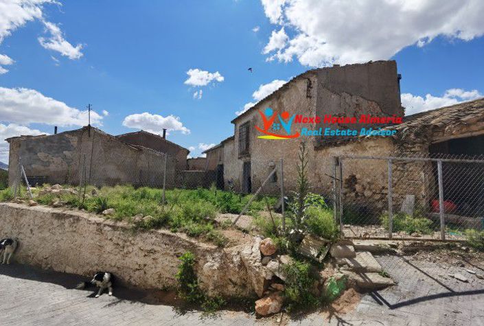 Image No.50-Maison de campagne de 3 chambres à vendre à Cullar