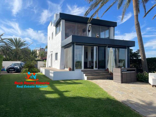 Image No.3-5 Bed Villa for sale