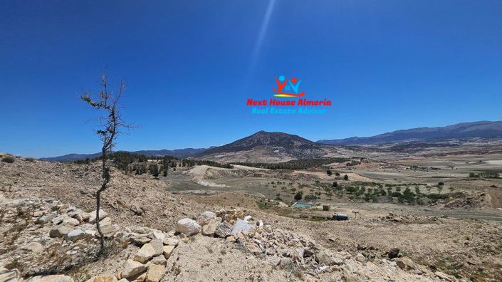 Image No.2-Maison de campagne de 6 chambres à vendre à Velez Blanco