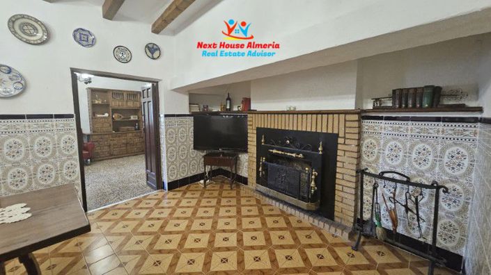 Image No.18-3 Bed Townhouse for sale