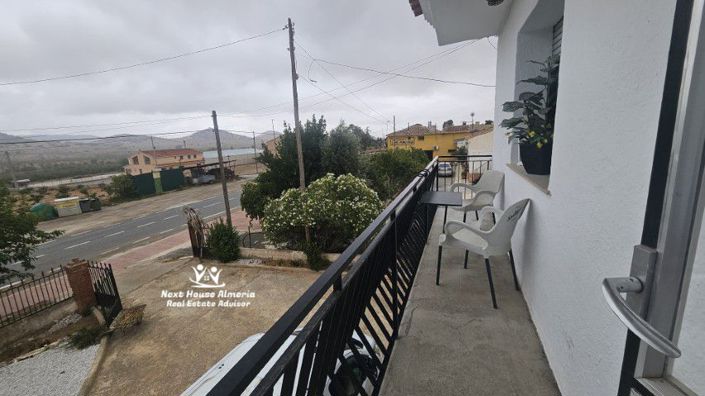 Image No.39-7 Bed Townhouse for sale