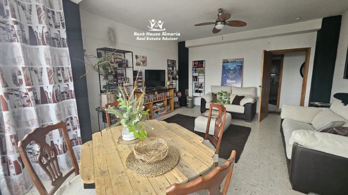 Image No.40-7 Bed Townhouse for sale