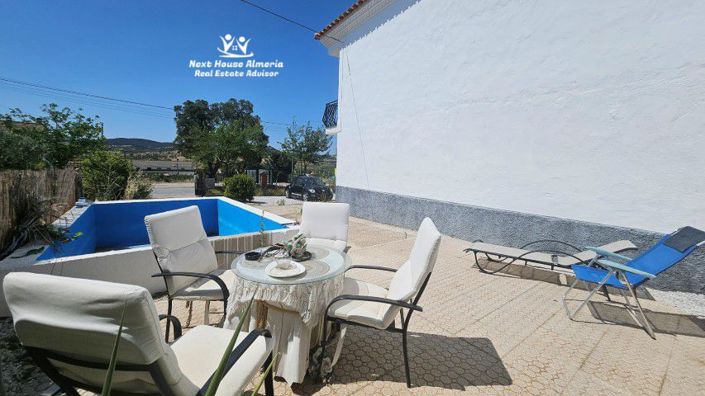 Image No.5-7 Bed Townhouse for sale