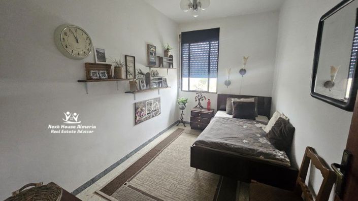 Image No.43-7 Bed Townhouse for sale