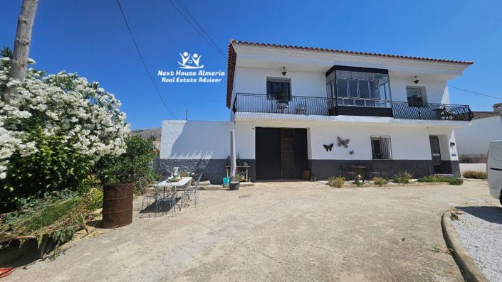 Image No.6-7 Bed Townhouse for sale