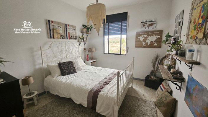 Image No.51-7 Bed Townhouse for sale