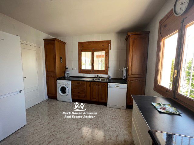 Image No.12-4 Bed Villa for sale