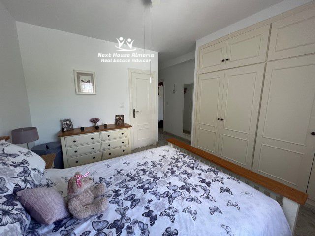 Image No.25-4 Bed Villa for sale