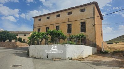 1 - Cullar, Townhouse