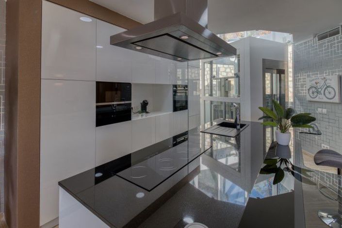 Image No.26-7 Bed Villa for sale