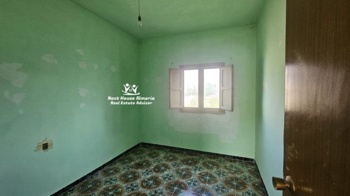 Image No.25-Maison de ville de 9 chambres à vendre à Chirivel