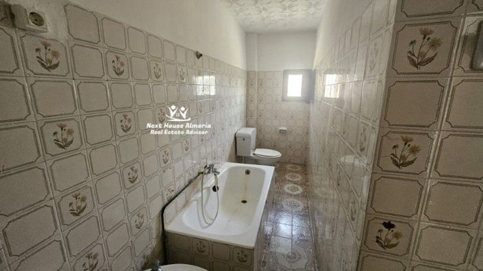 Image No.33-Maison de ville de 9 chambres à vendre à Chirivel