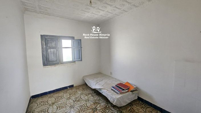 Image No.37-Maison de ville de 9 chambres à vendre à Chirivel