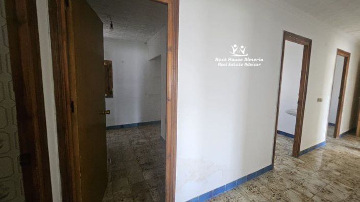 Image No.39-Maison de ville de 9 chambres à vendre à Chirivel