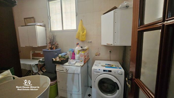 Image No.23-3 Bed Townhouse for sale