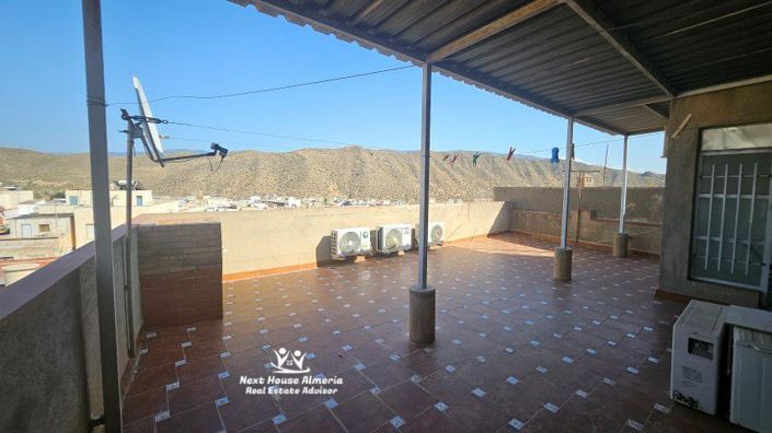 Image No.46-3 Bed Townhouse for sale