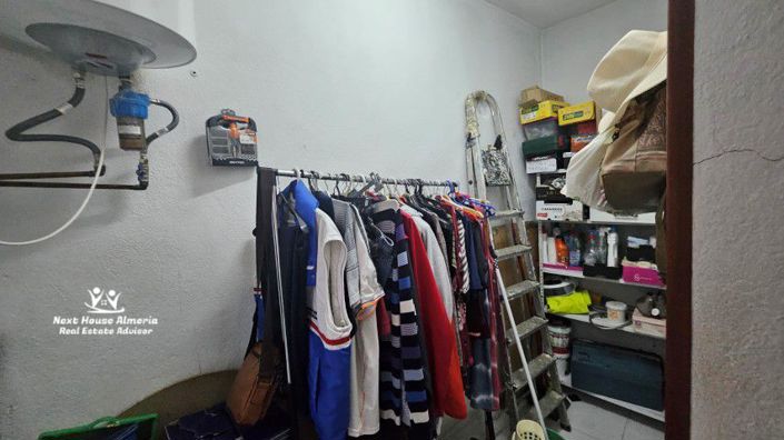 Image No.50-3 Bed Townhouse for sale