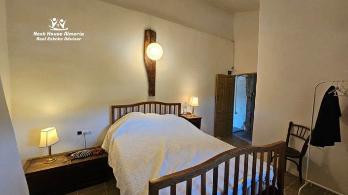 Image No.37-Maison de campagne de 6 chambres à vendre à Oria