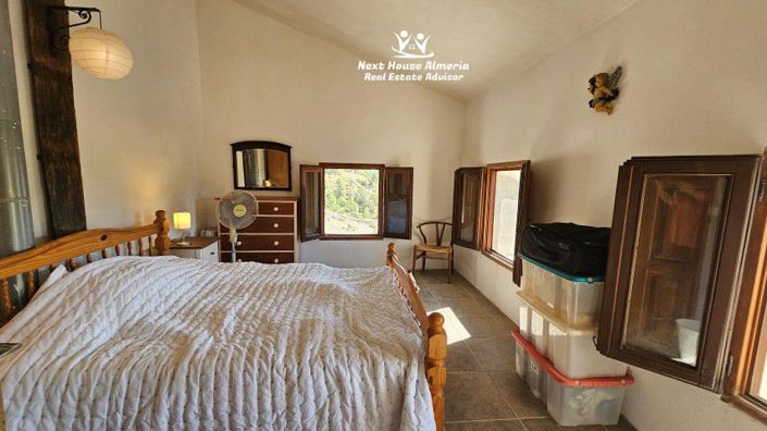 Image No.39-Maison de campagne de 6 chambres à vendre à Oria