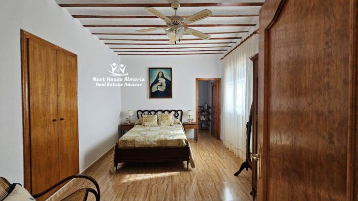 Image No.12-Maison de campagne de 8 chambres à vendre à Oria