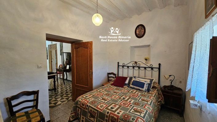 Image No.26-Maison de campagne de 8 chambres à vendre à Oria