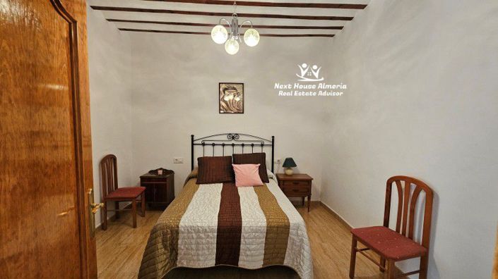 Image No.28-Maison de campagne de 8 chambres à vendre à Oria