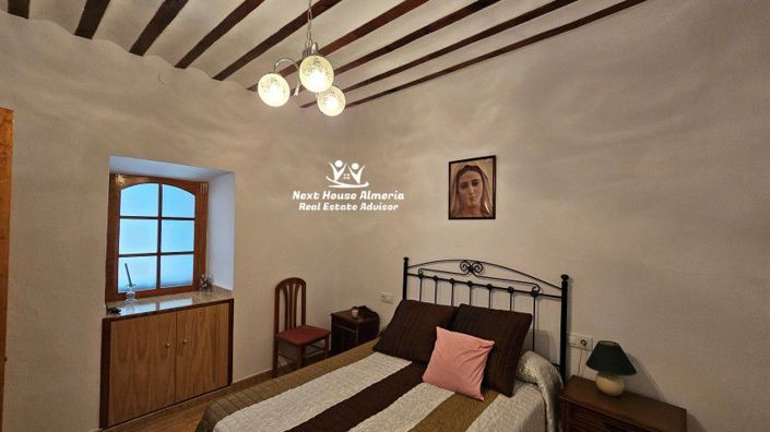 Image No.29-Maison de campagne de 8 chambres à vendre à Oria