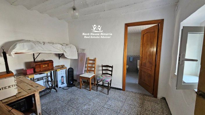 Image No.41-Maison de campagne de 8 chambres à vendre à Oria