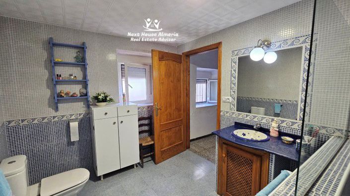 Image No.44-Maison de campagne de 8 chambres à vendre à Oria