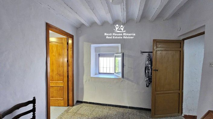 Image No.46-Maison de campagne de 8 chambres à vendre à Oria