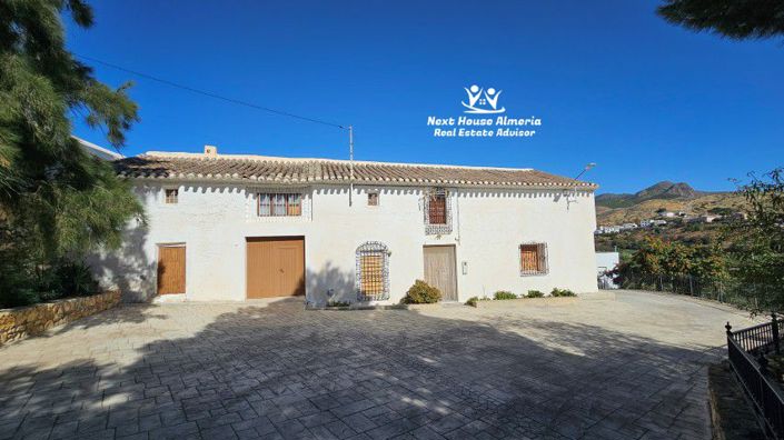 Image No.6-Maison de campagne de 8 chambres à vendre à Oria