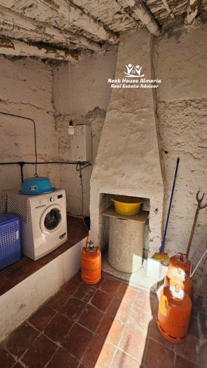 Image No.51-Maison de campagne de 8 chambres à vendre à Oria