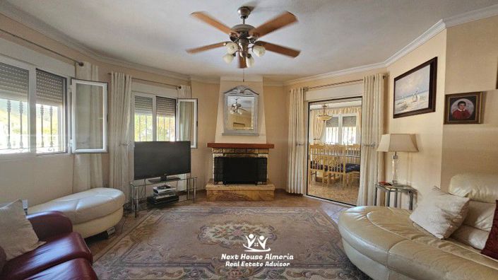 Image No.34-5 Bed Villa for sale