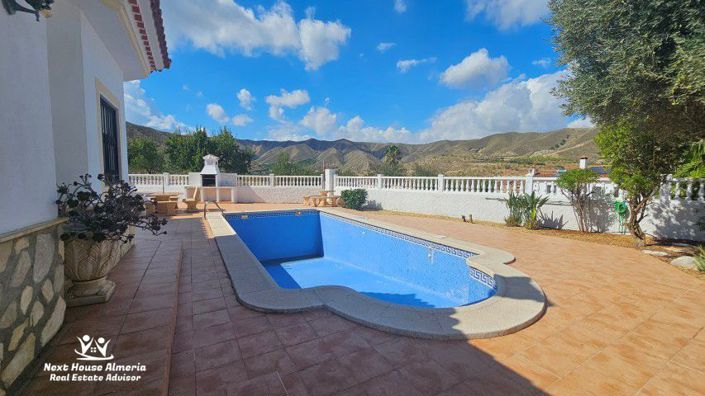 Image No.10-5 Bed Villa for sale