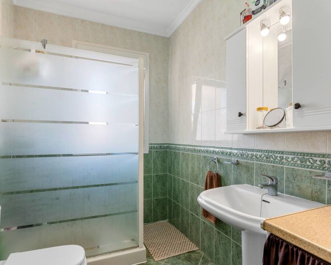 Image No.13-6 Bed Villa for sale