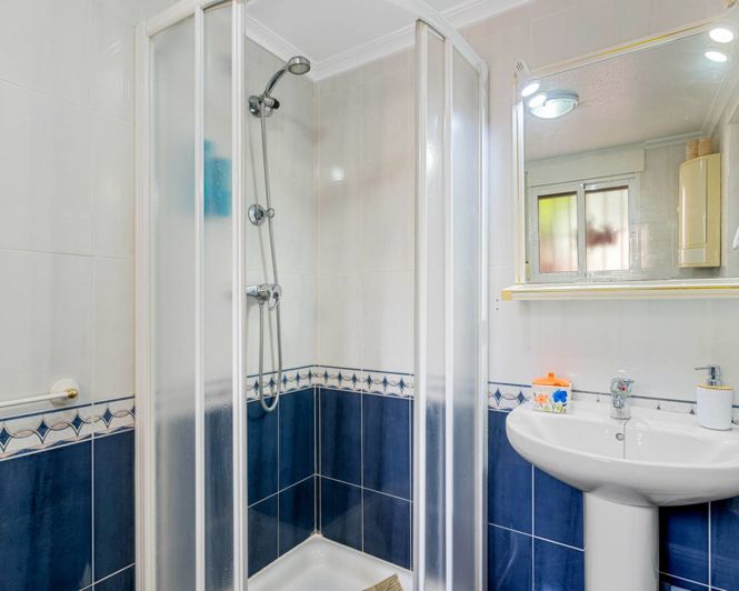 Image No.25-6 Bed Villa for sale