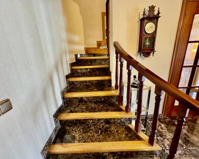 Image No.17-Propriété de 8 chambres à vendre à Castalla