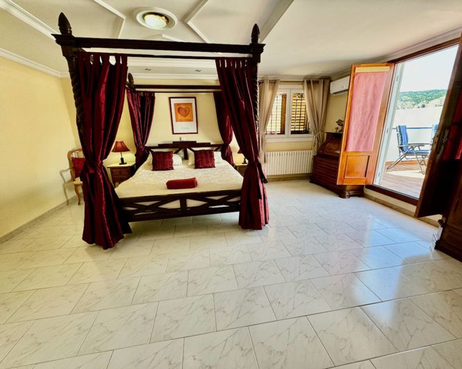 Image No.22-Propriété de 8 chambres à vendre à Castalla