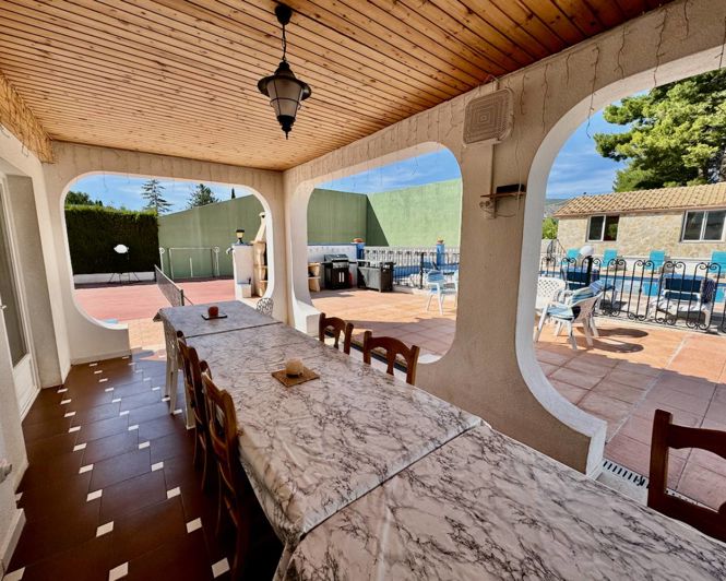 Image No.30-Propriété de 8 chambres à vendre à Castalla