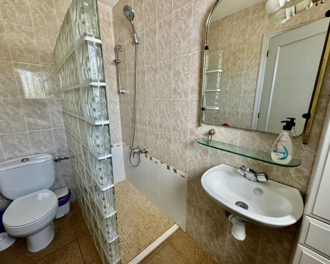 Image No.44-Propriété de 8 chambres à vendre à Castalla