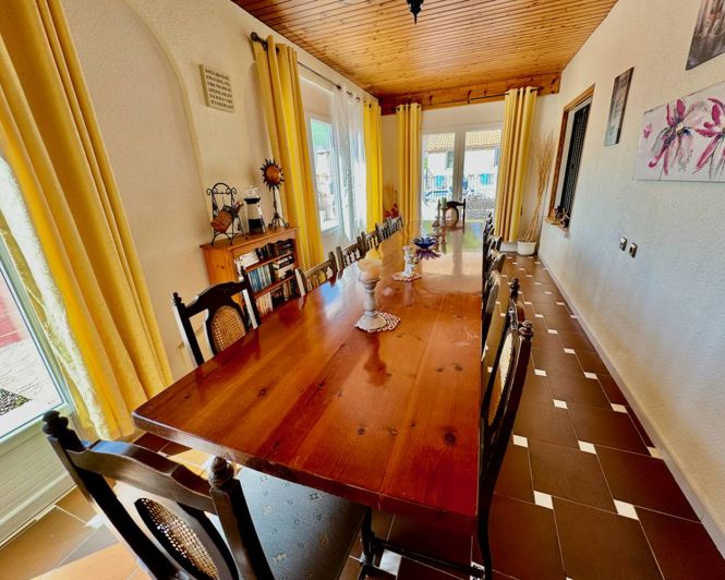 Image No.8-Propriété de 8 chambres à vendre à Castalla