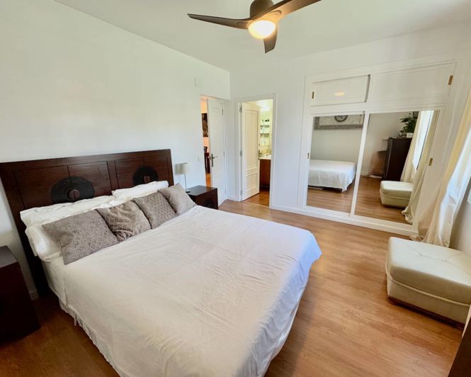 Image No.14-3 Bed Property for sale