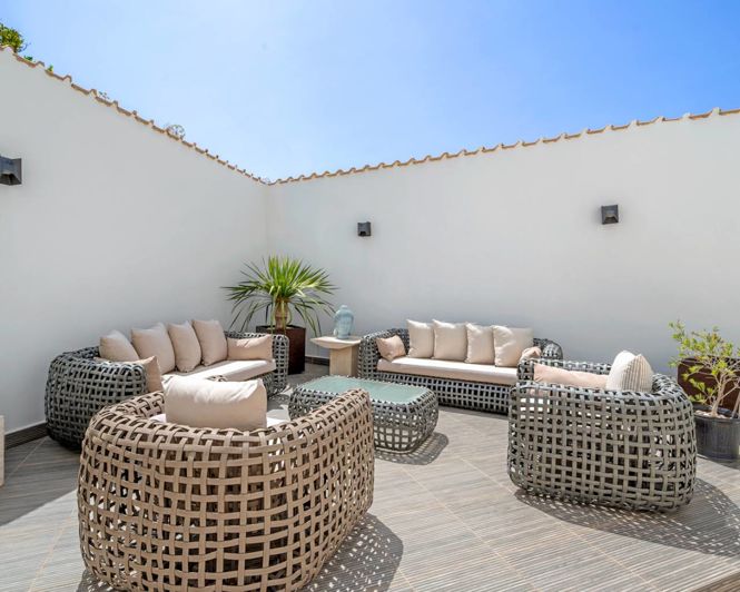 Image No.37-7 Bed Villa for sale