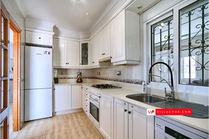 Image No.6-5 Bed Villa for sale