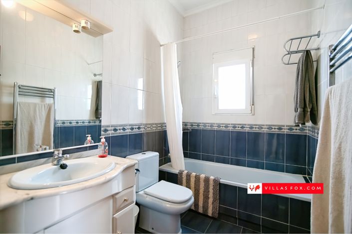 Image No.52-5 Bed Villa for sale