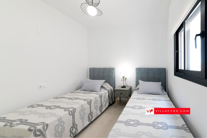 Image No.14-3 Bed Apartment for sale