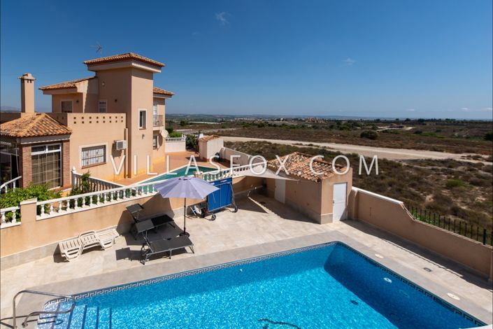 Image No.2-3 Bed Villa for sale