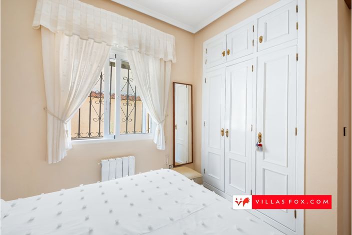 Image No.15-3 Bed Villa for sale